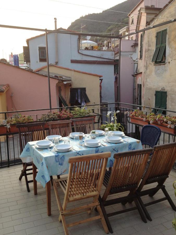 La Terrazza Apartment Vernazza Luaran gambar