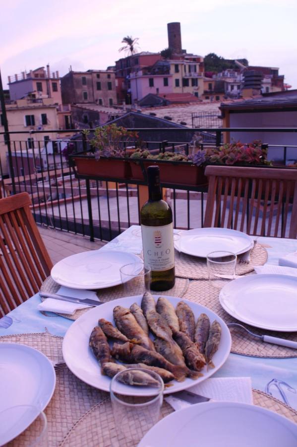 La Terrazza Apartment Vernazza Luaran gambar
