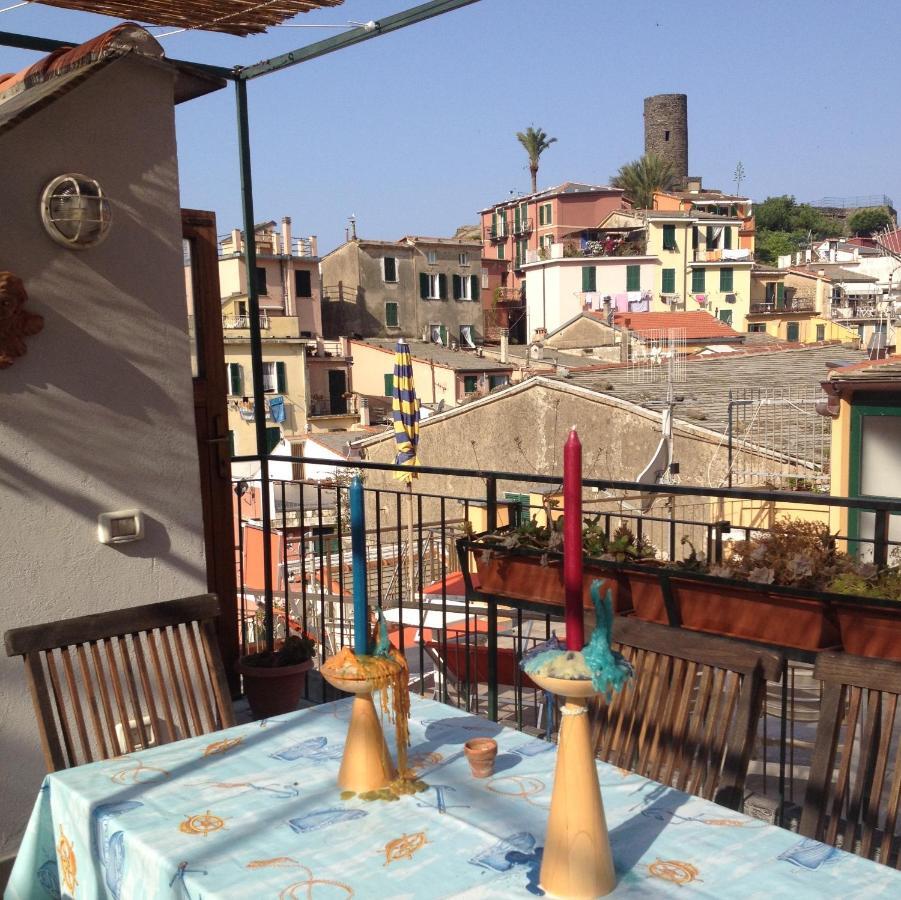 La Terrazza Apartment Vernazza Luaran gambar